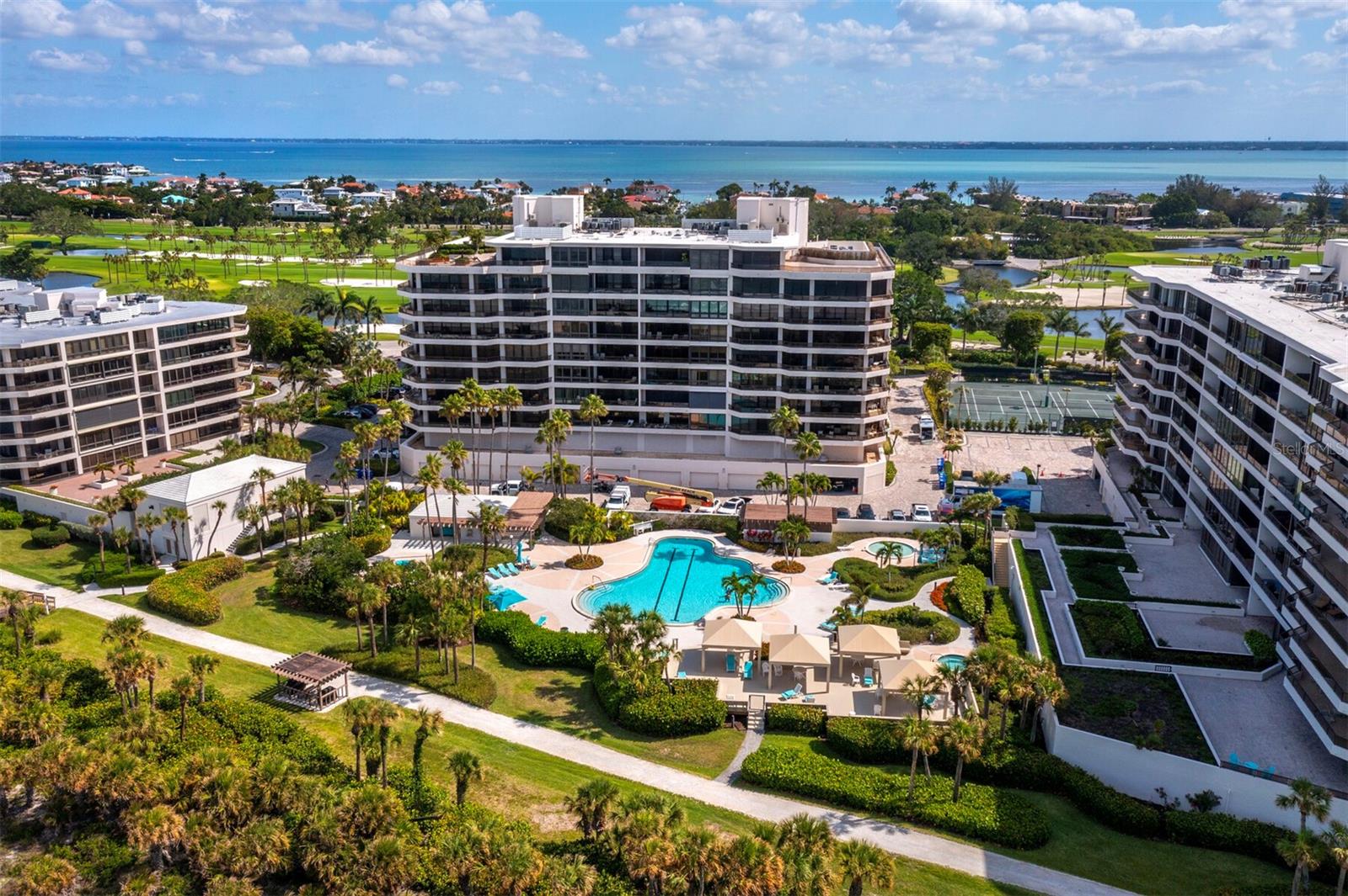 SANCTUARY III - Residential