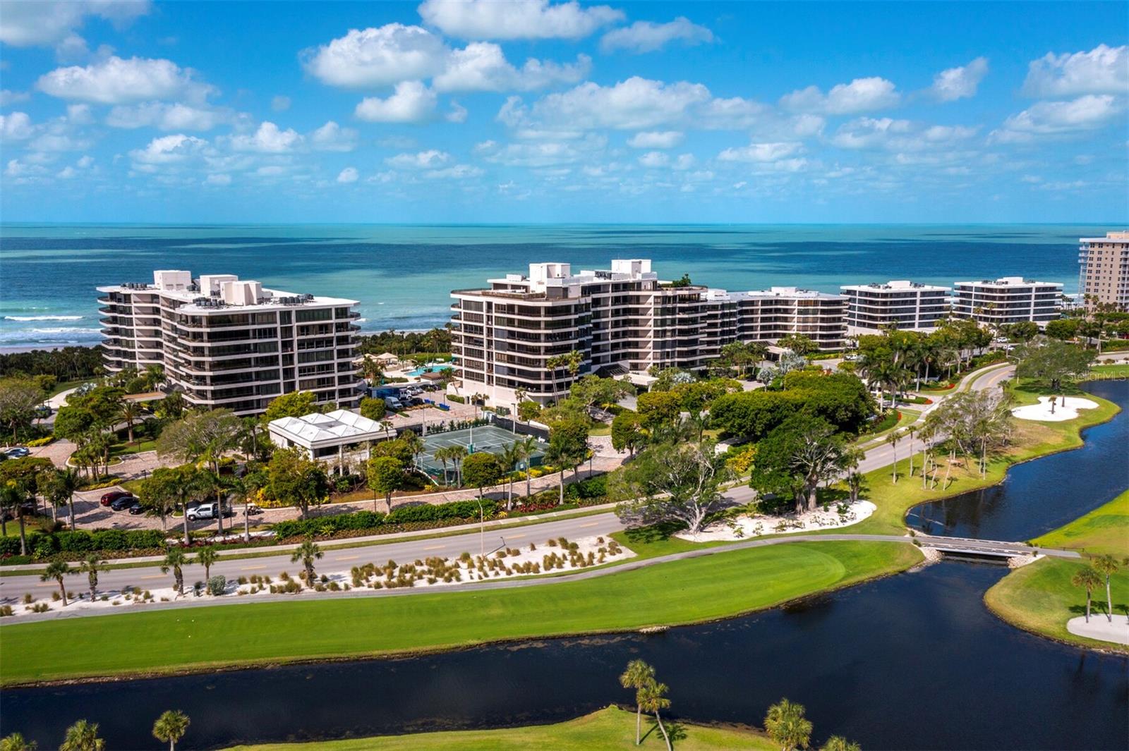 SANCTUARY III - Residential