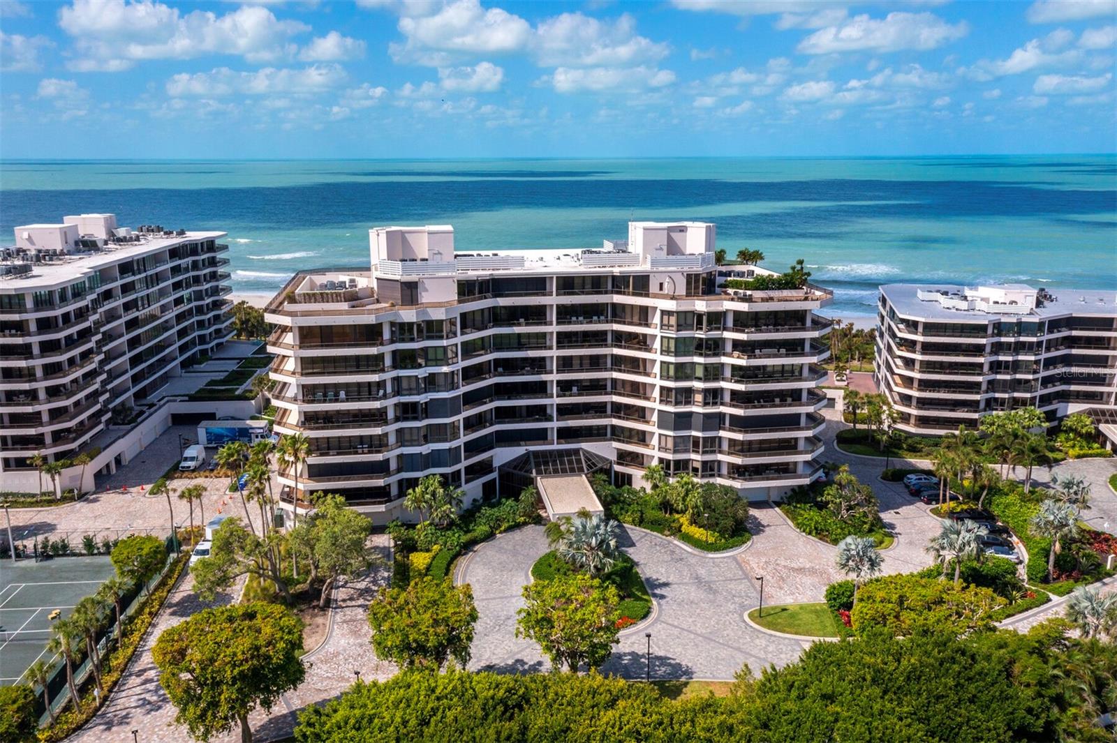 SANCTUARY III - Residential