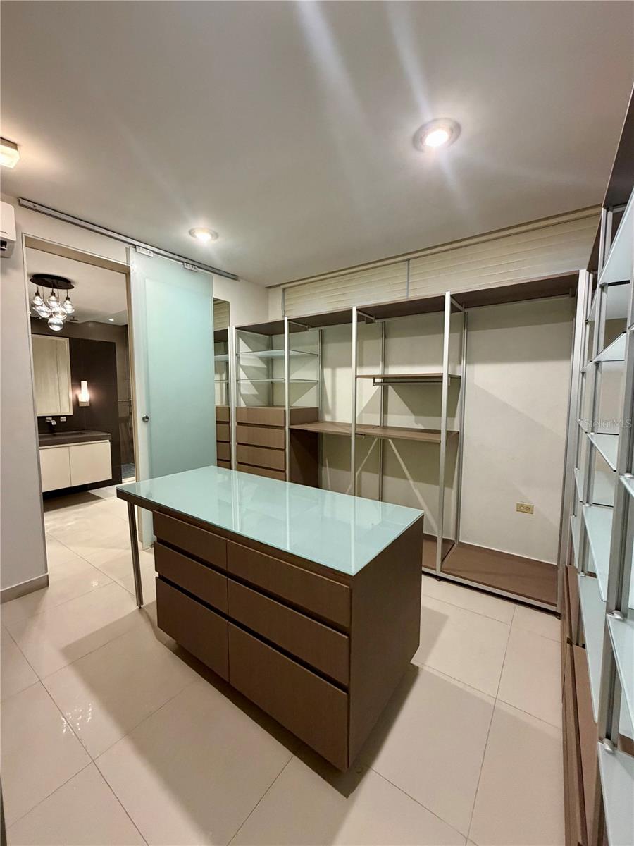 366 LOS ARBOLES DE MONTEHIDRA