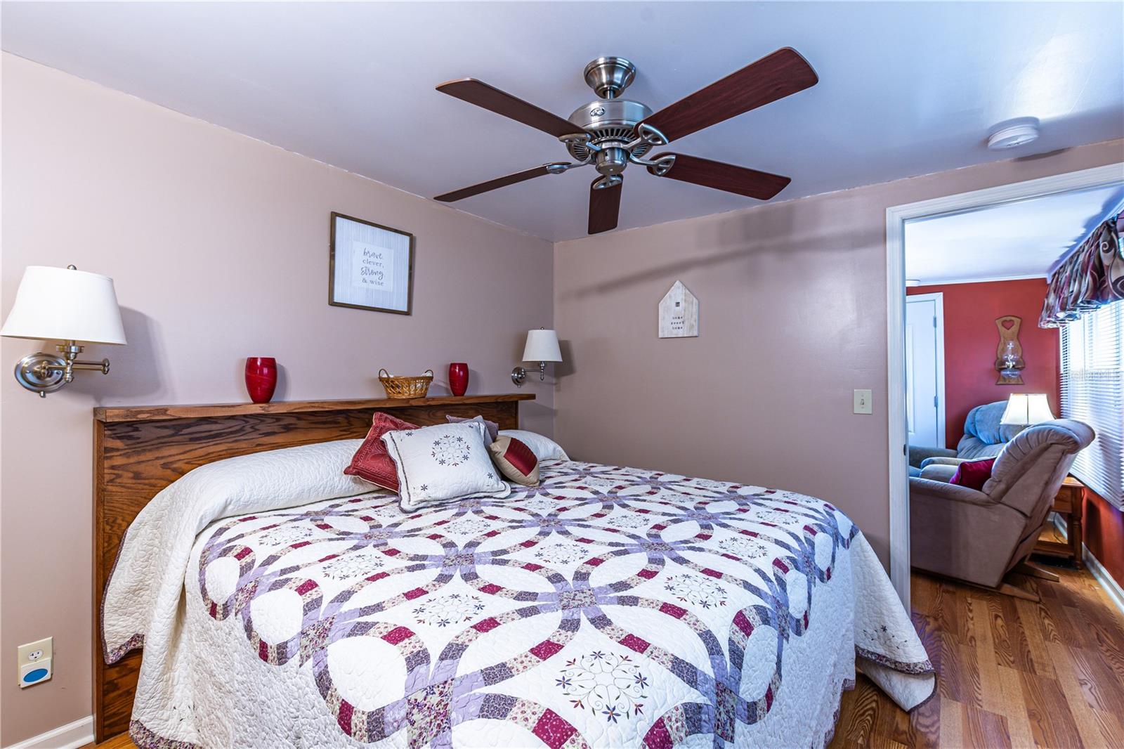 PINECREST MHP CO-OP - Residential