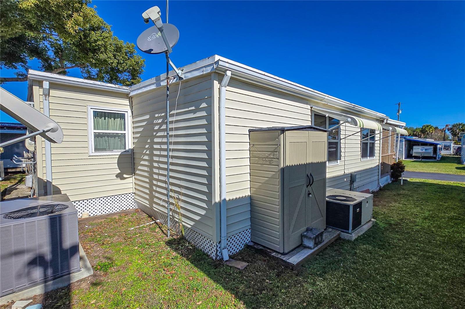 PINECREST MHP CO-OP - Residential