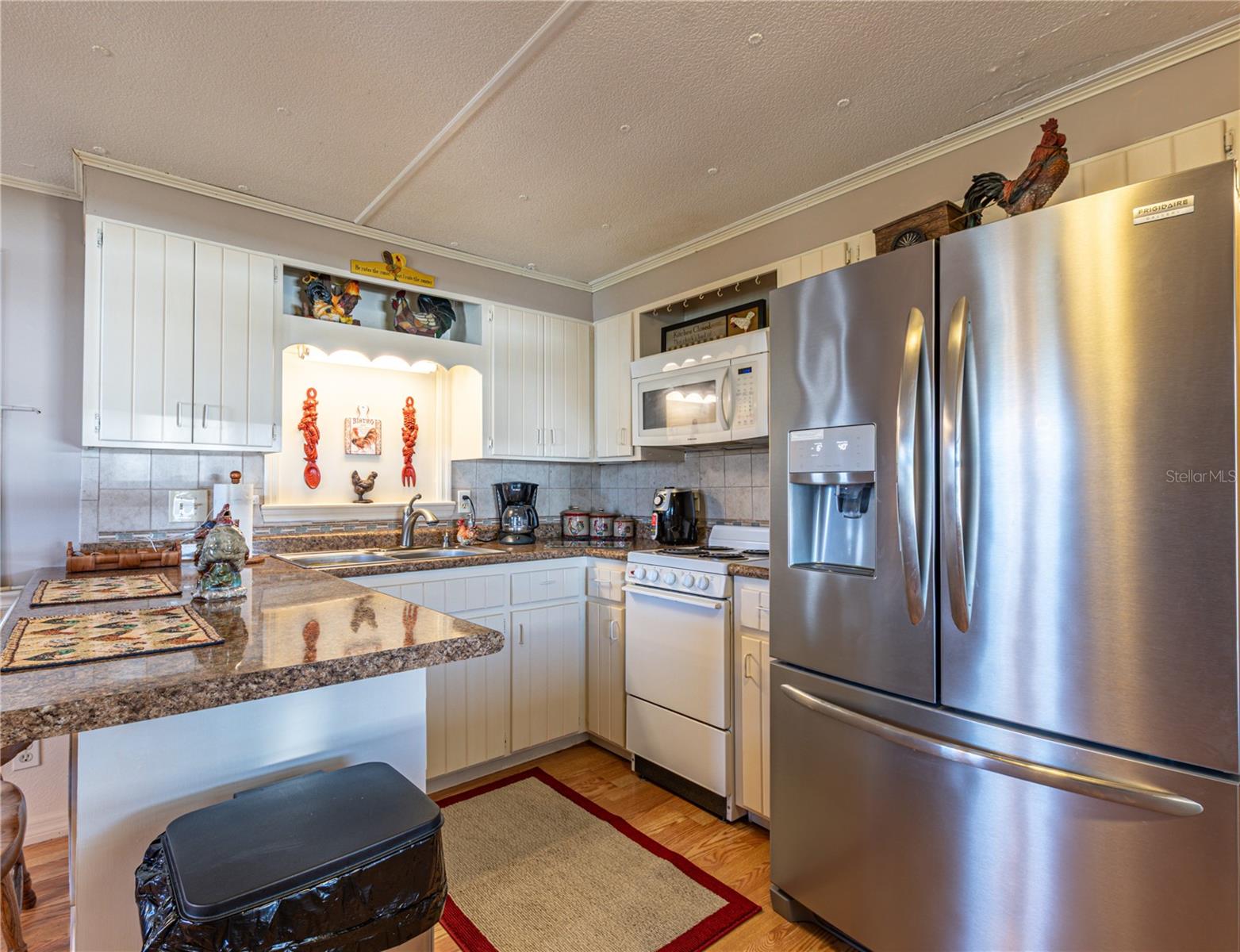 PINECREST MHP CO-OP - Residential