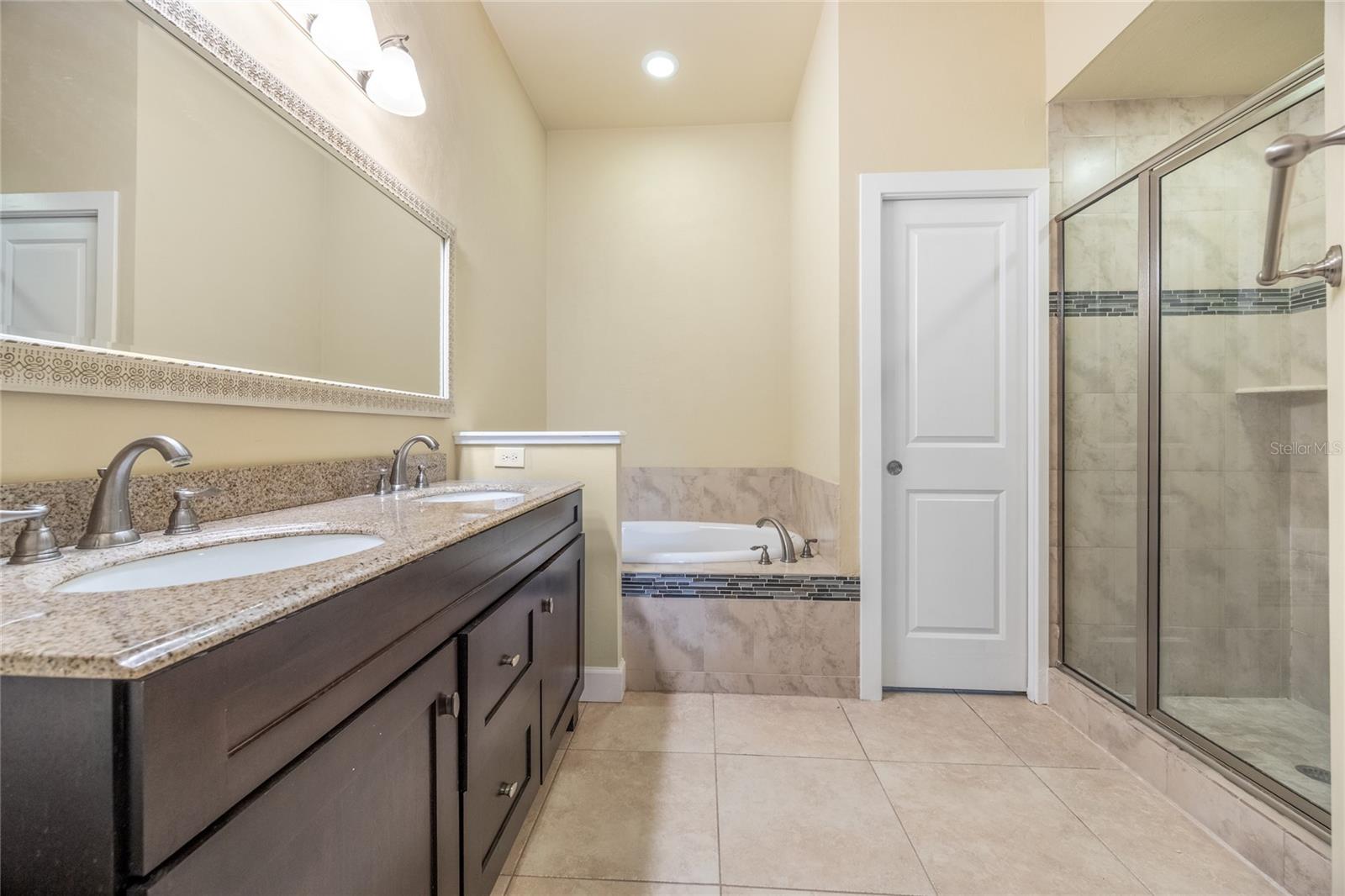 TOWER24 - Residential