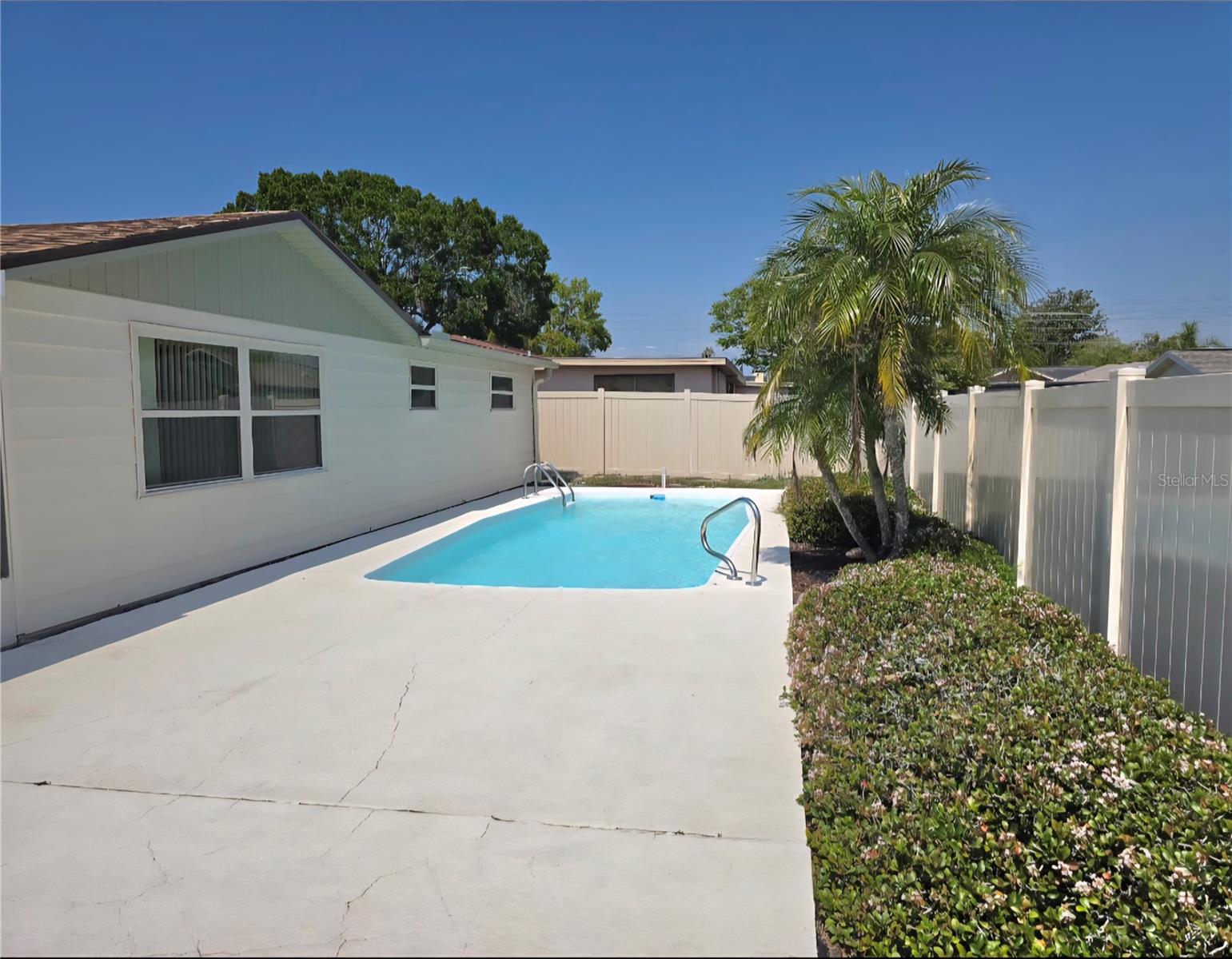 TANGLEWOOD TERRACE - Residential