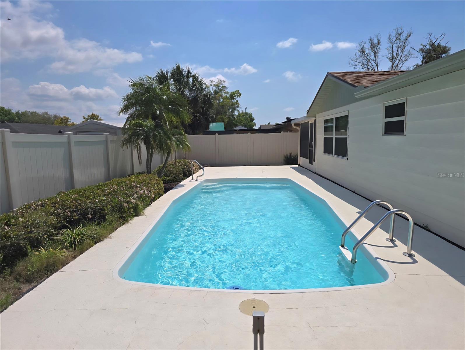 TANGLEWOOD TERRACE - Residential