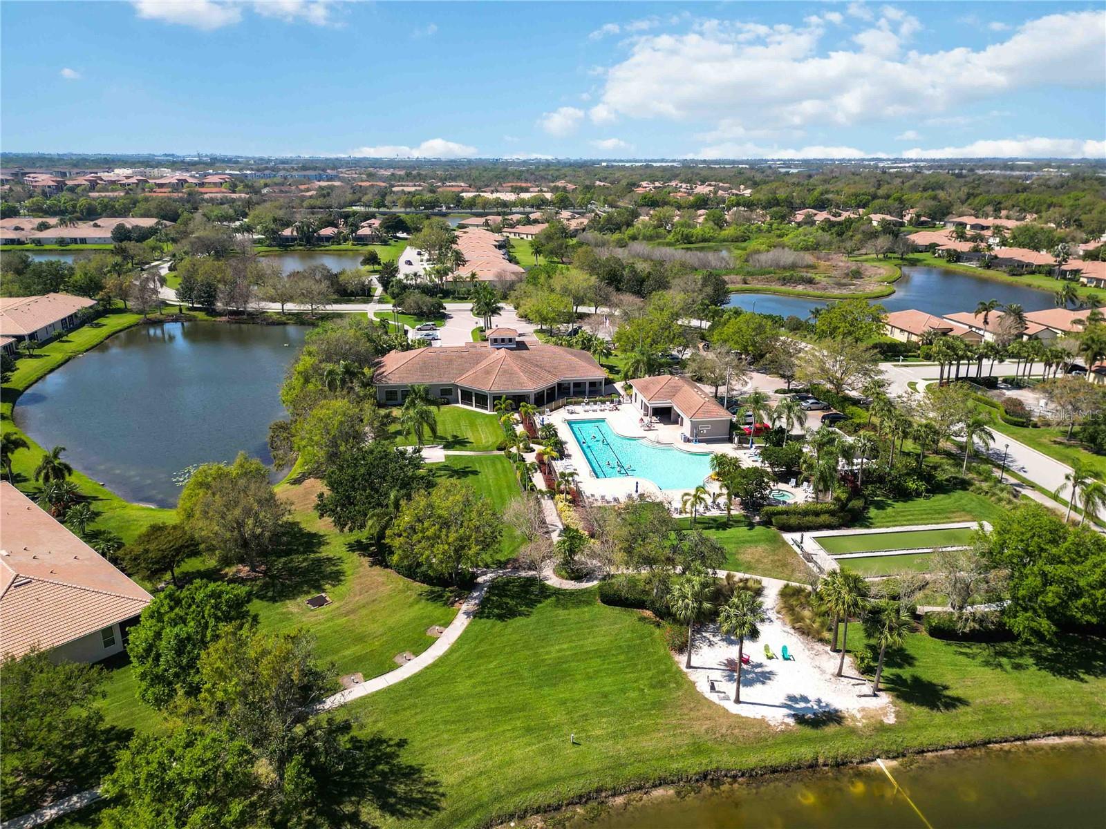 LAKERIDGE FALLS - Residential