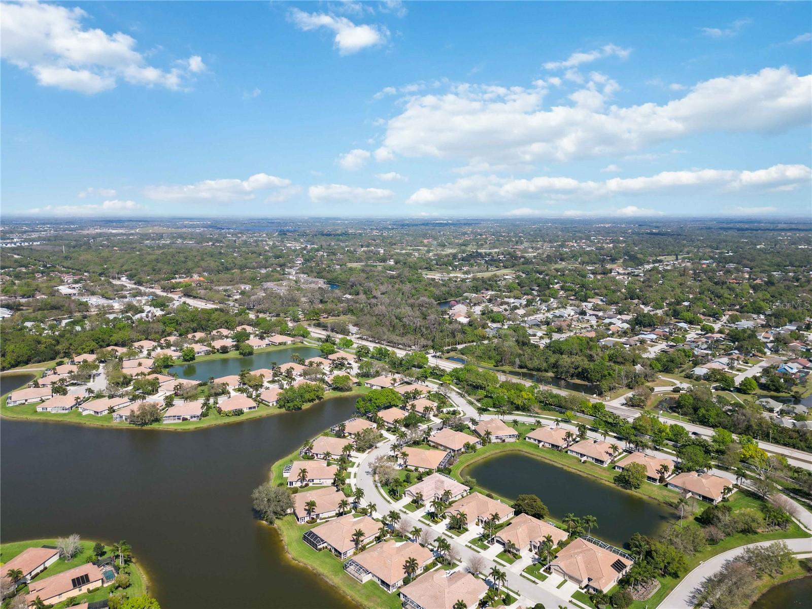 LAKERIDGE FALLS - Residential