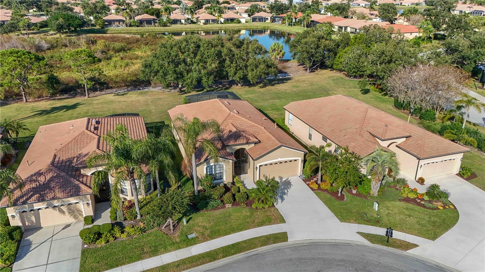 LAKERIDGE FALLS - Residential