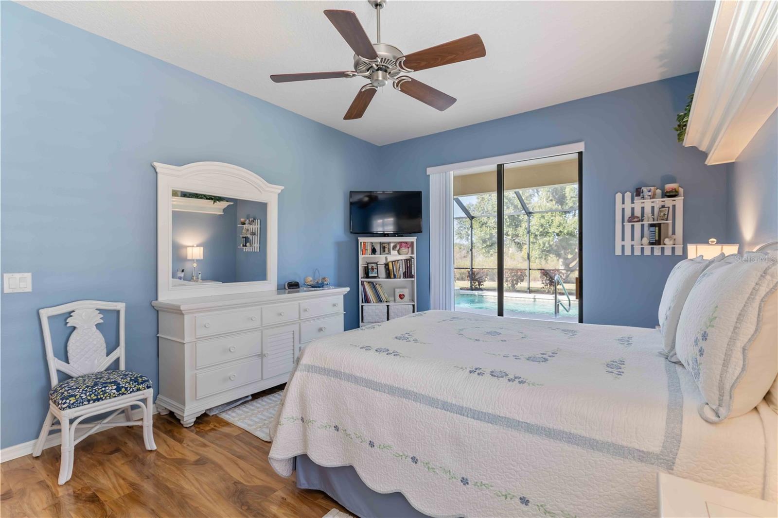 LAKERIDGE FALLS - Residential