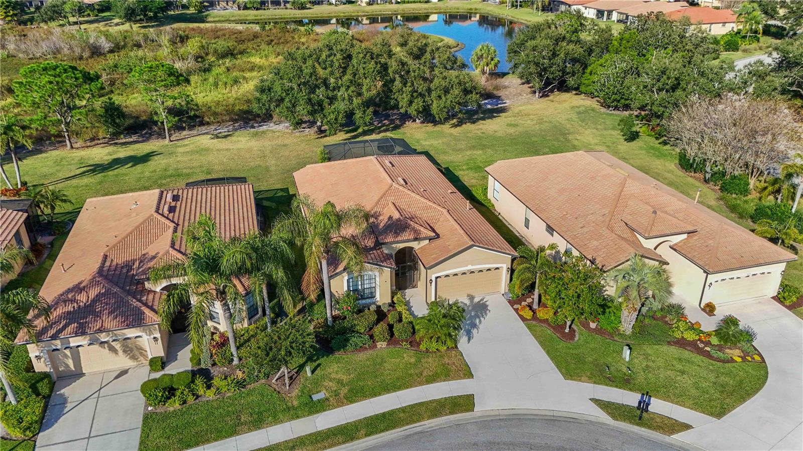 LAKERIDGE FALLS - Residential