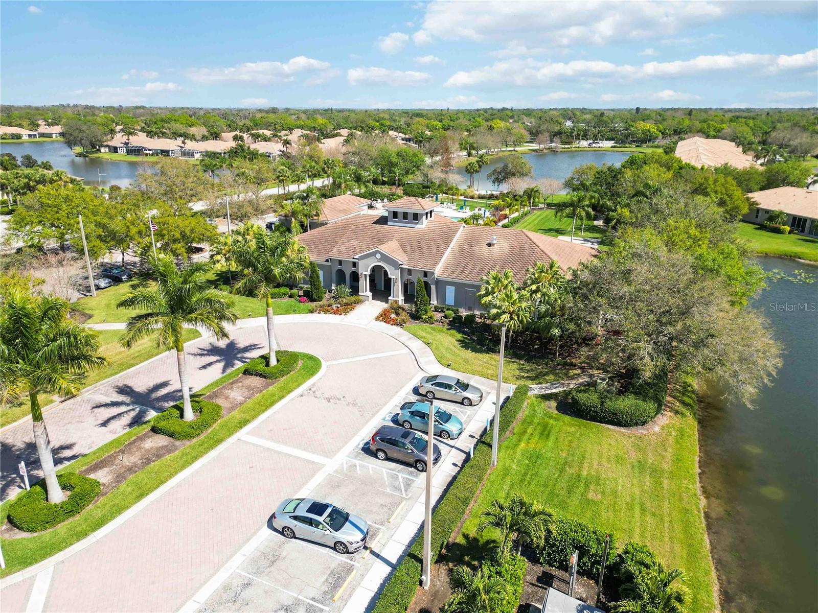 LAKERIDGE FALLS - Residential