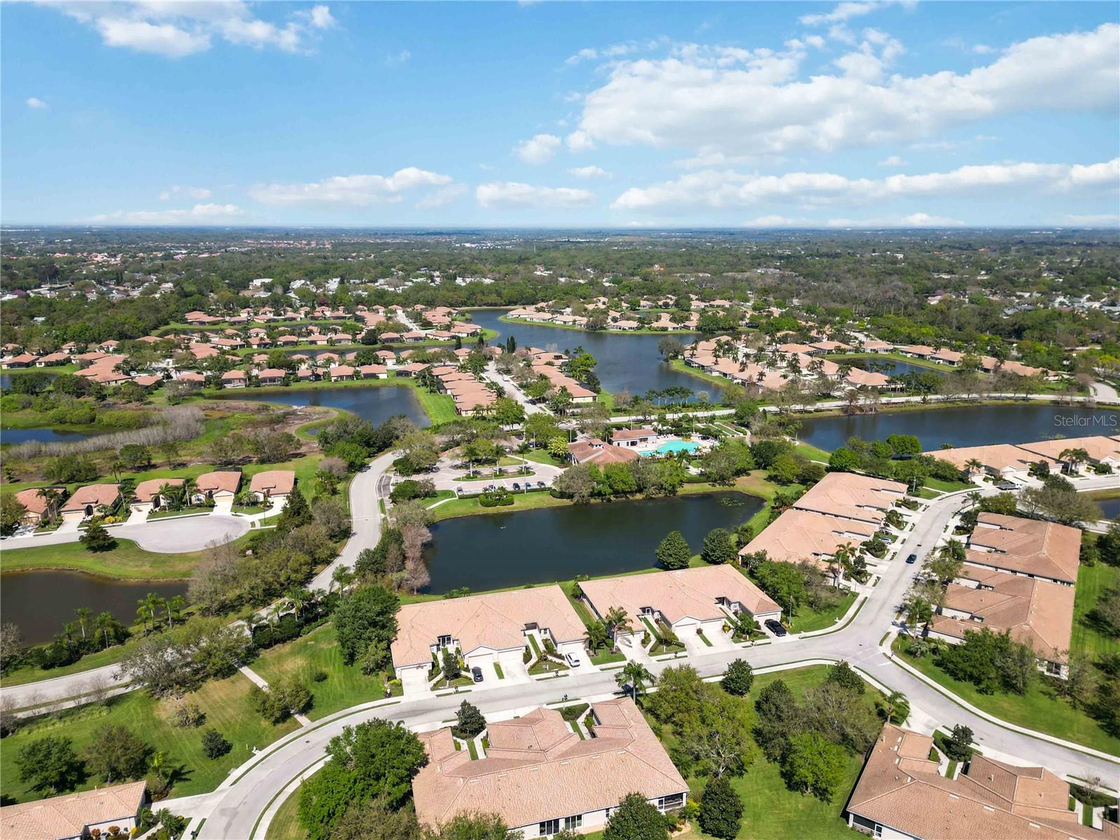 LAKERIDGE FALLS - Residential