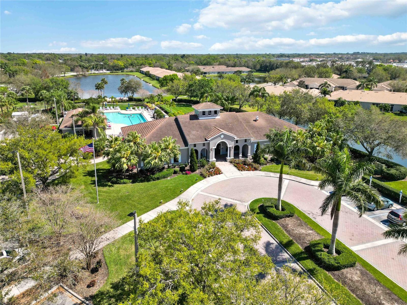 LAKERIDGE FALLS - Residential