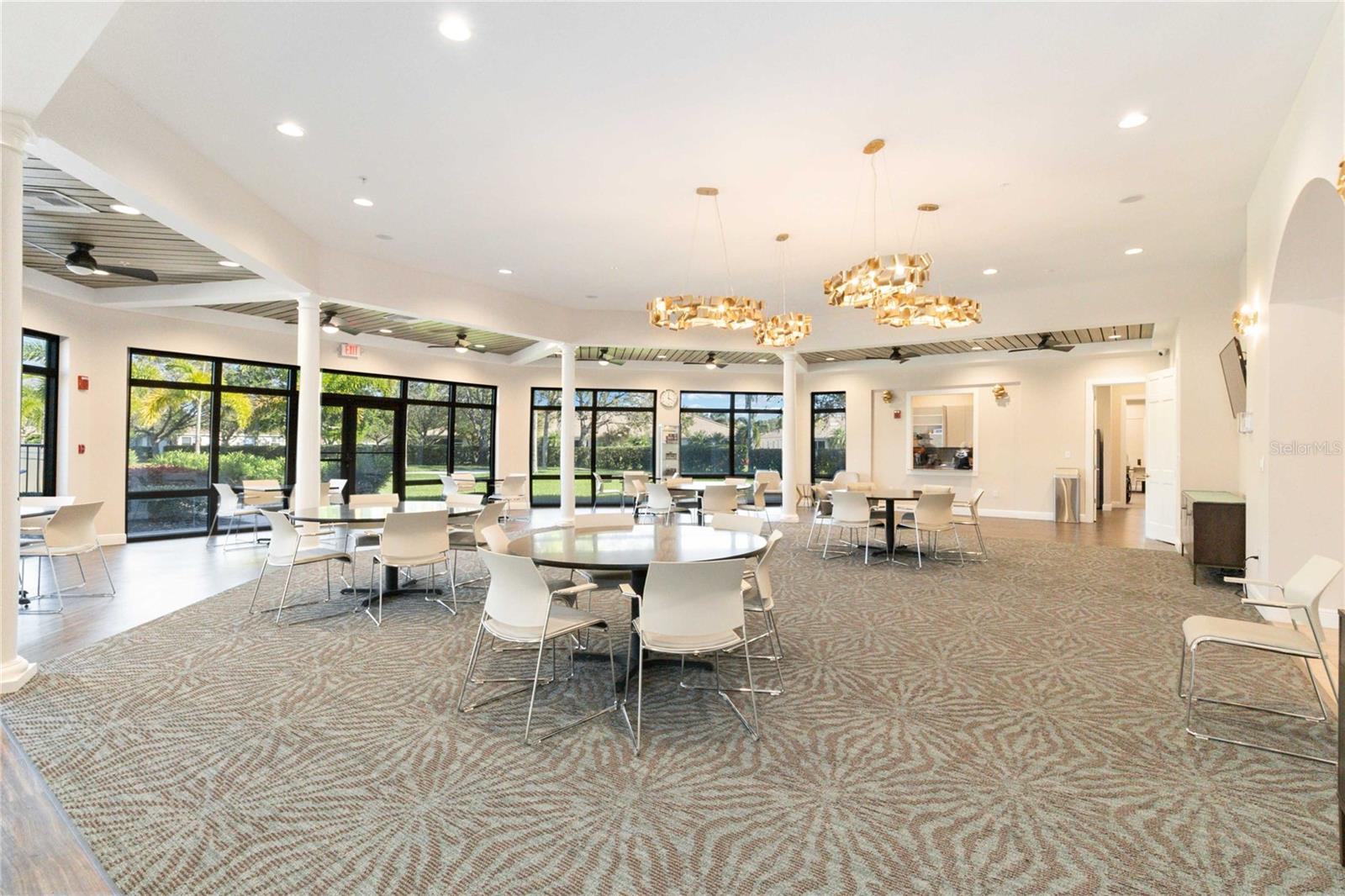 LAKERIDGE FALLS - Residential