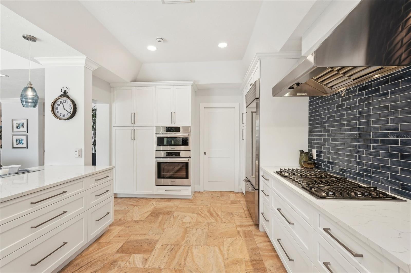 LIDO BEACH DIV B - Residential Lease