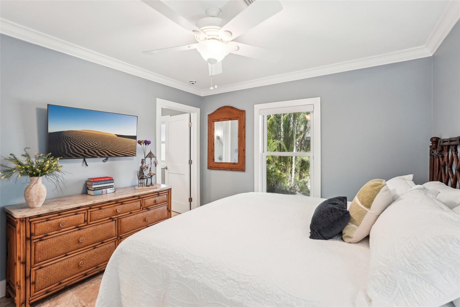 LIDO BEACH DIV B - Residential Lease