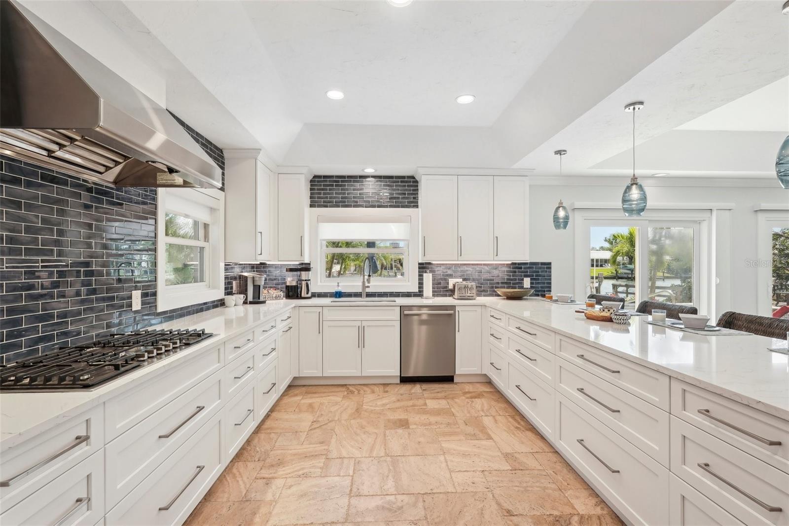 LIDO BEACH DIV B - Residential Lease