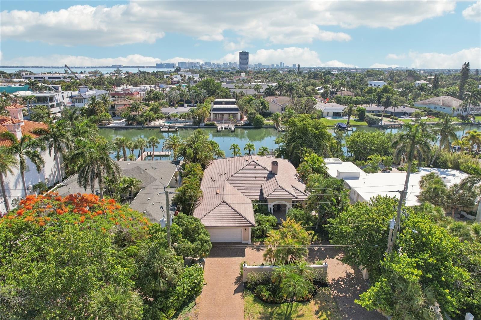 LIDO BEACH DIV B - Residential Lease