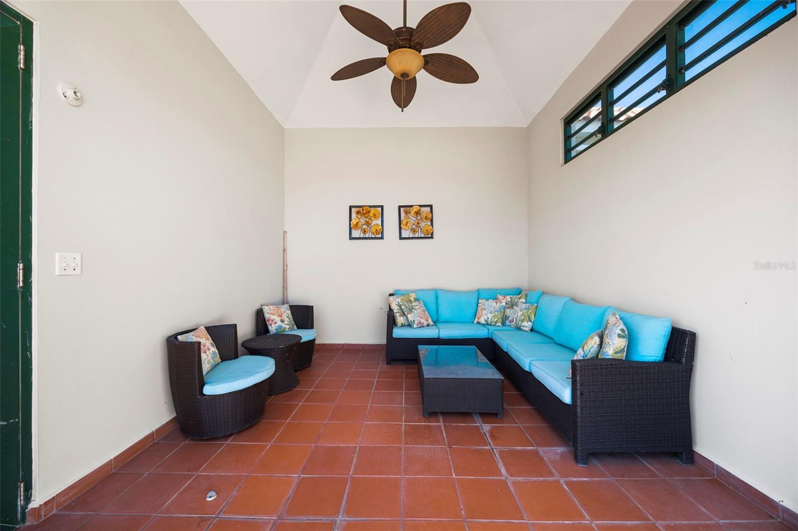 PUNTA DEL MAR - Residential