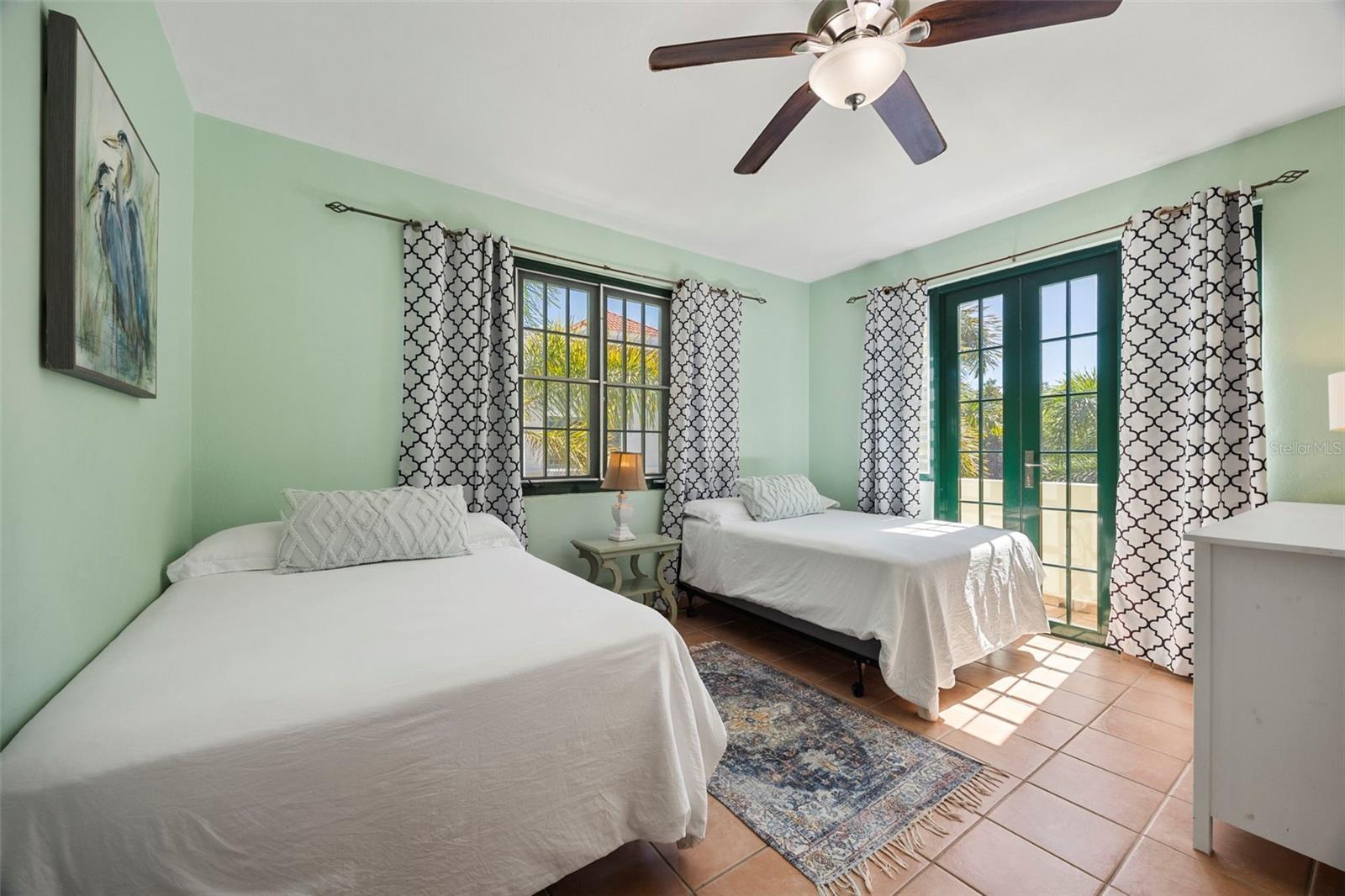 PUNTA DEL MAR - Residential