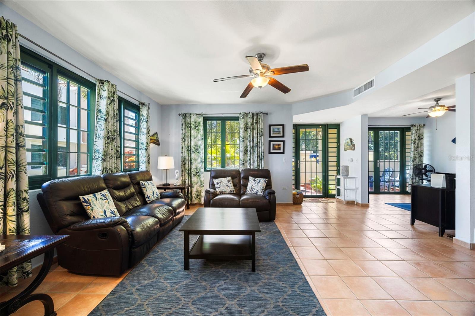 PUNTA DEL MAR - Residential