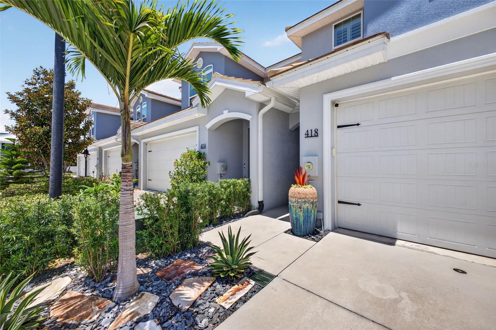 HIGHLAND RIDGE TWNHMS - Residential