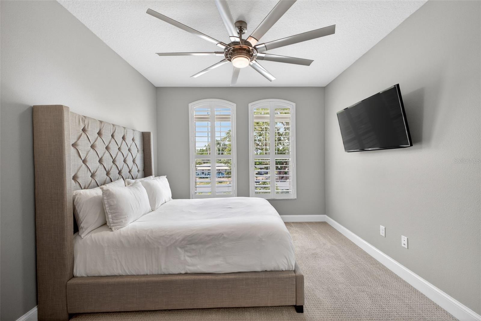 HIGHLAND RIDGE TWNHMS - Residential