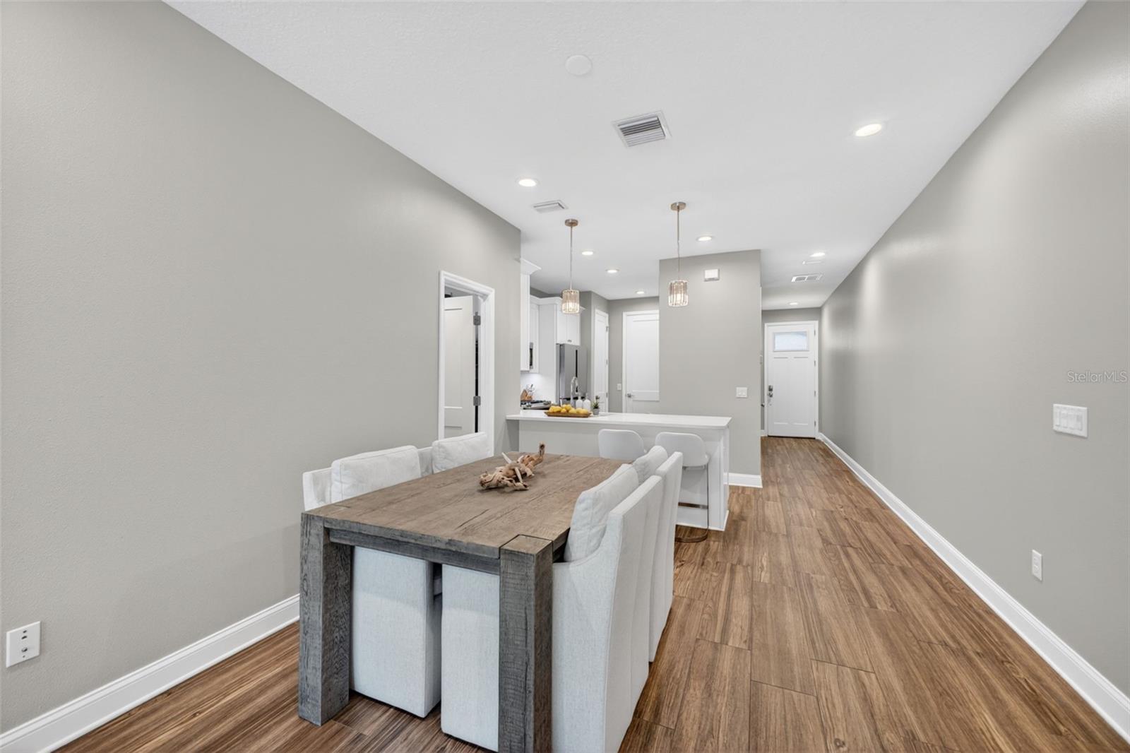 HIGHLAND RIDGE TWNHMS - Residential