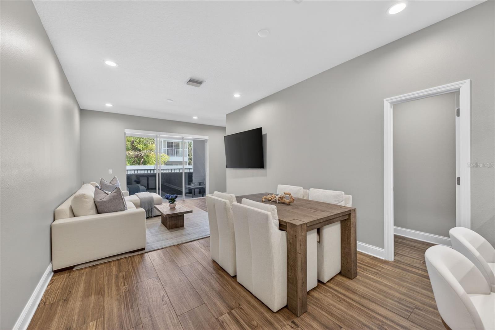 418 BIRDSONG LANE