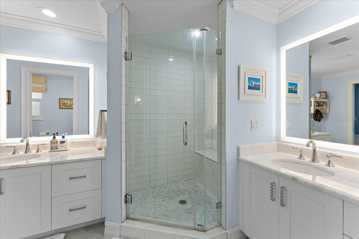 CANTERBURY CHASE - Residential