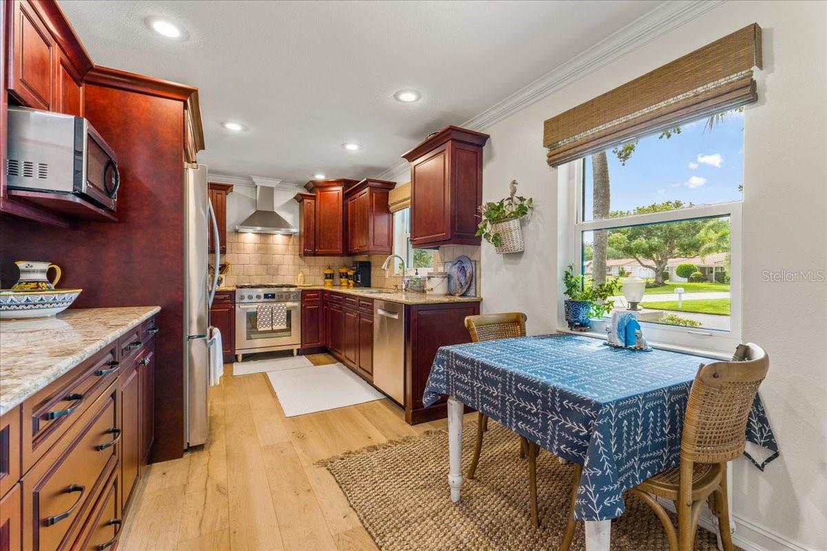 CANTERBURY CHASE - Residential