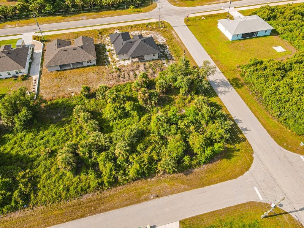 Photo of 13369 Galveston Avenue, Port Charlotte, FL 33981 (MLS # C7525019)