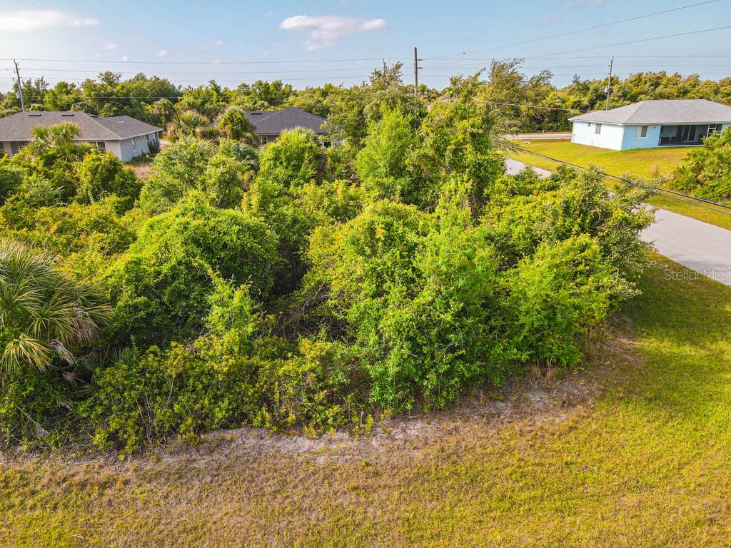 PORT CHARLOTTE SEC 085 - Land