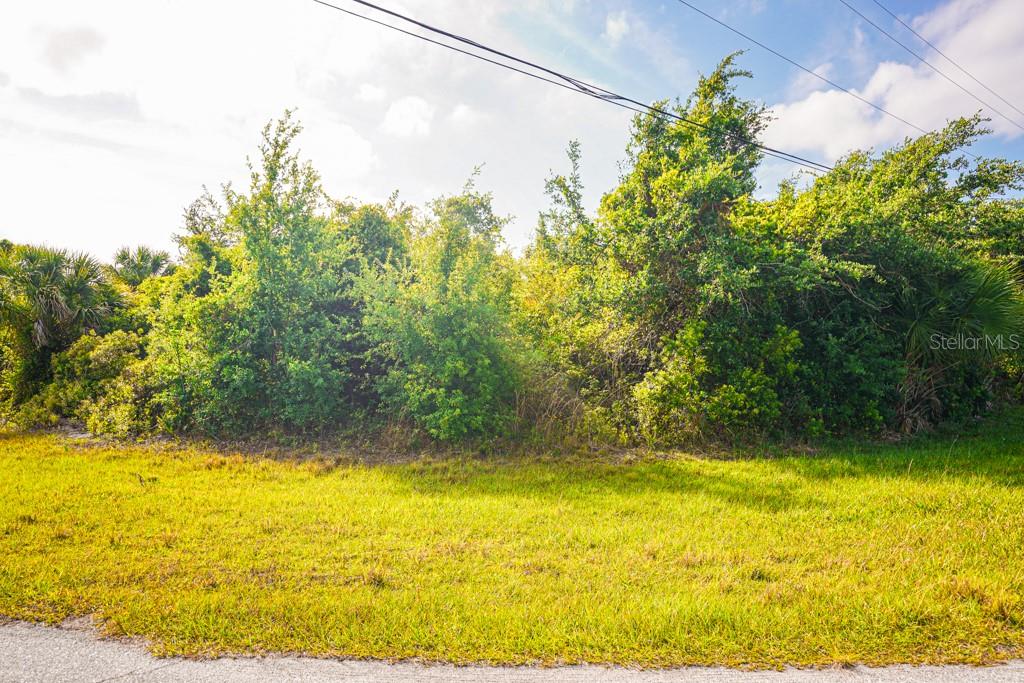 PORT CHARLOTTE SEC 085 - Land