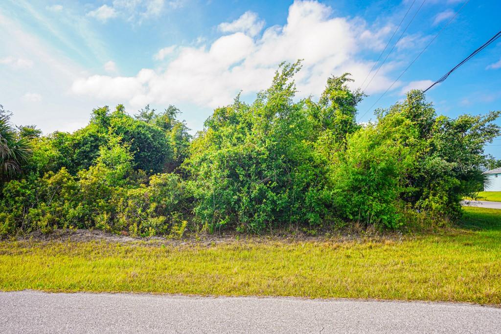 PORT CHARLOTTE SEC 085 - Land