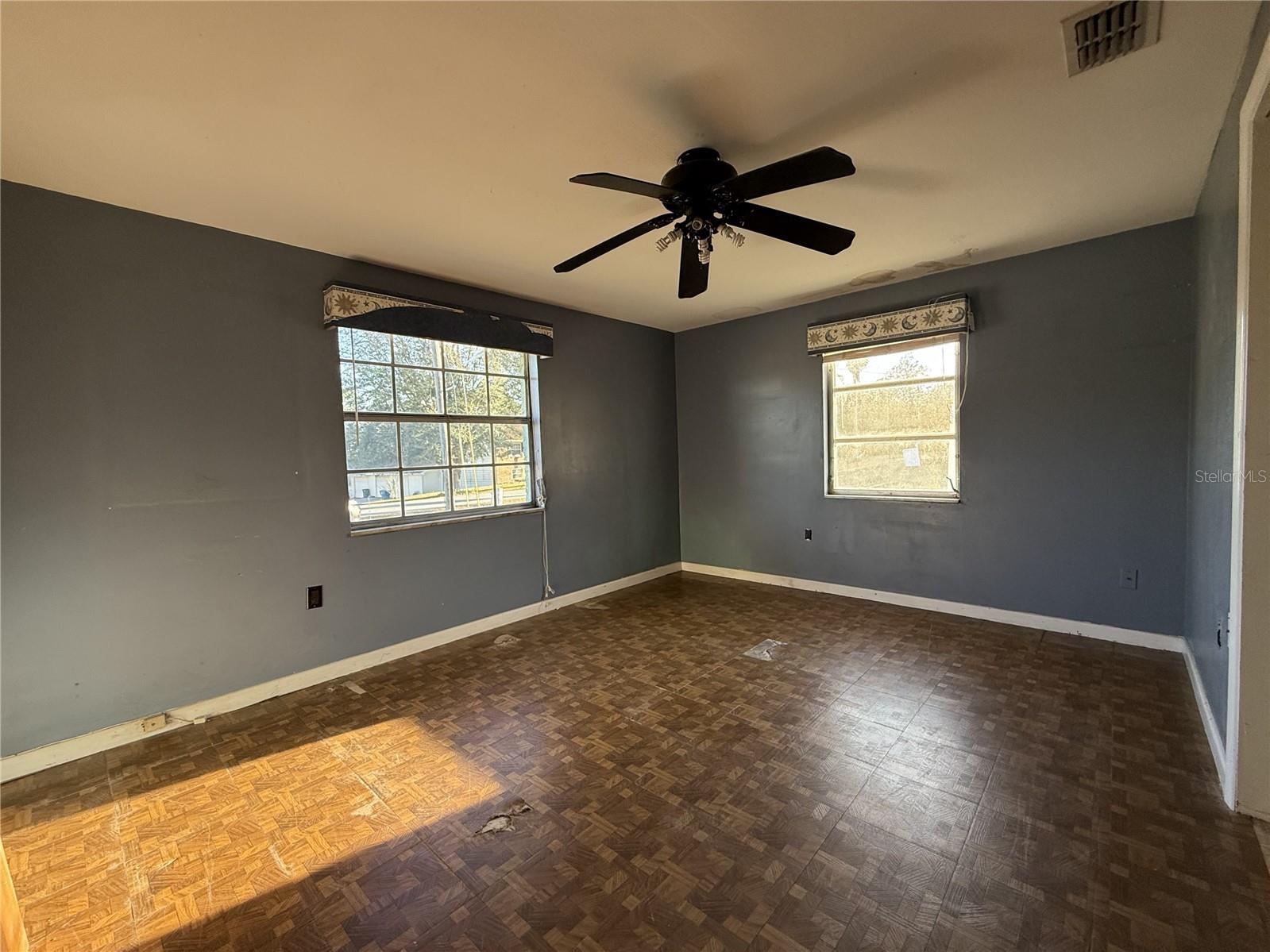 ROLLING ACRES - Residential