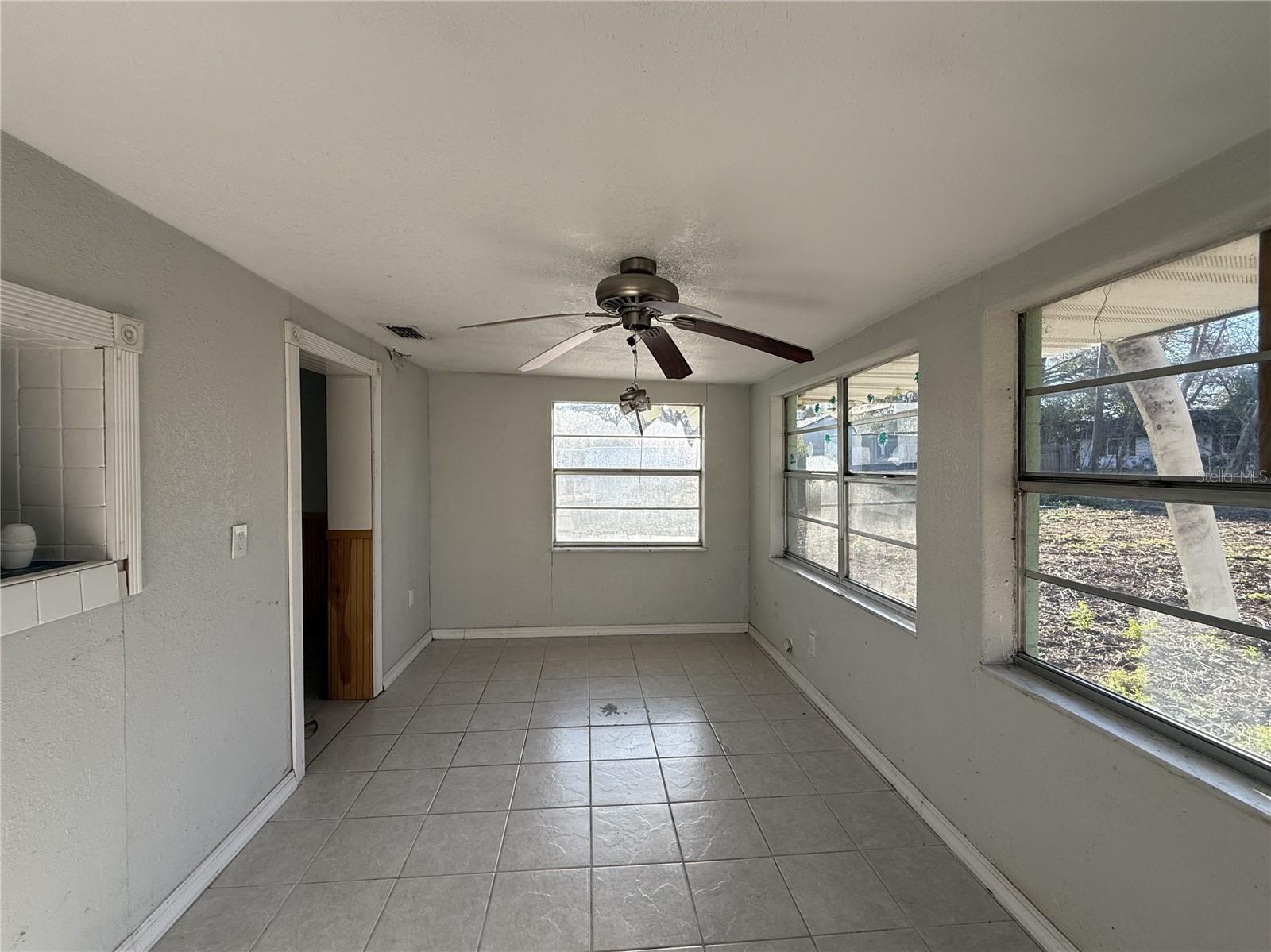 ROLLING ACRES - Residential