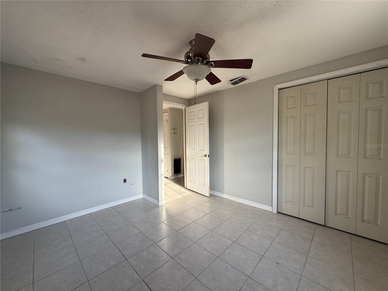 ROLLING ACRES - Residential