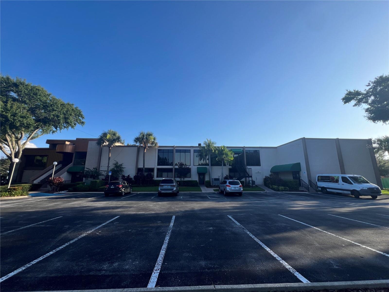 7815 N DALE MABRY HIGHWAY