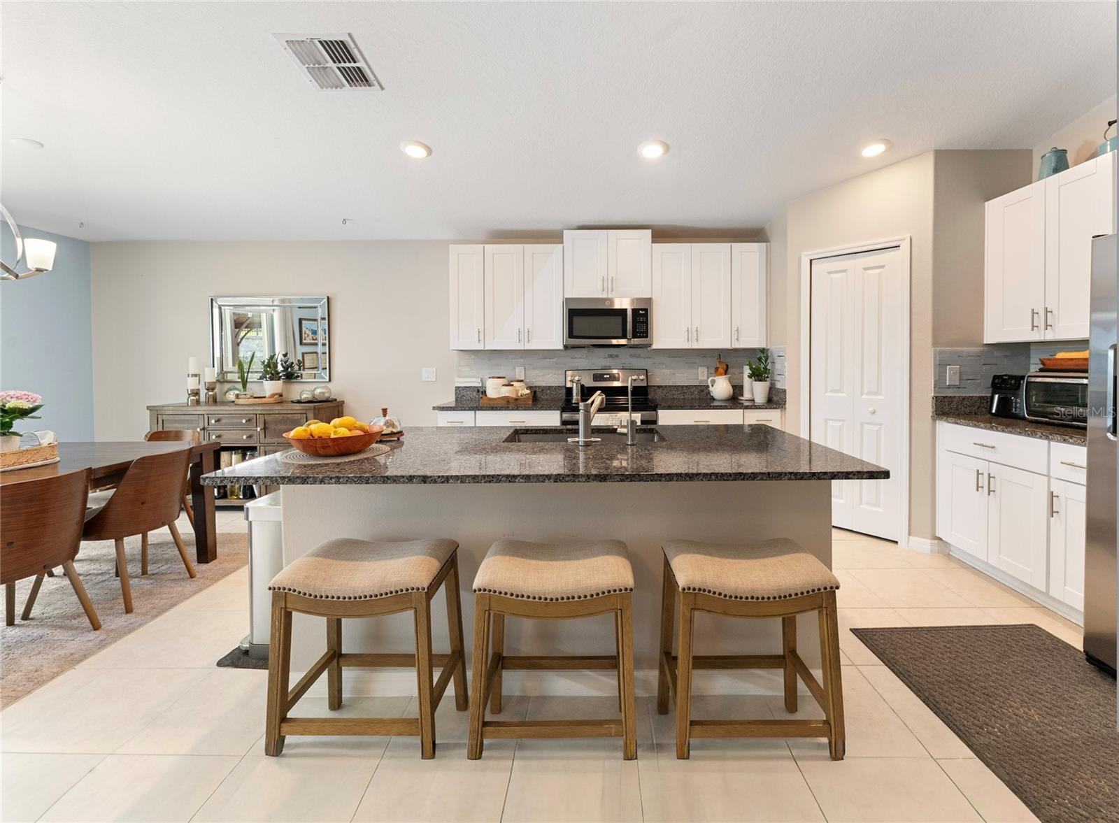 ABBOTT SQUARE PH 1B - Residential