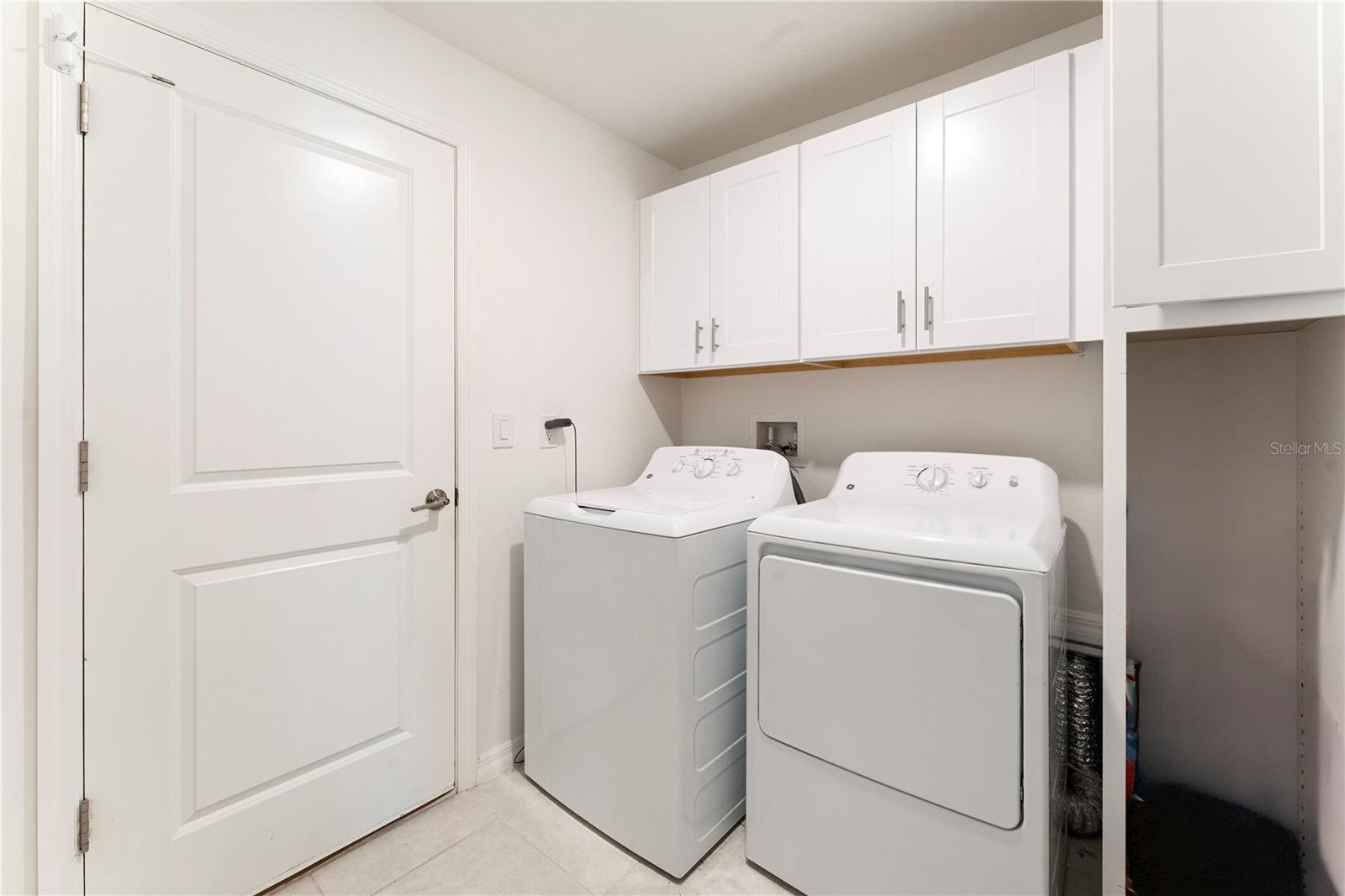 ABBOTT SQUARE PH 1B - Residential