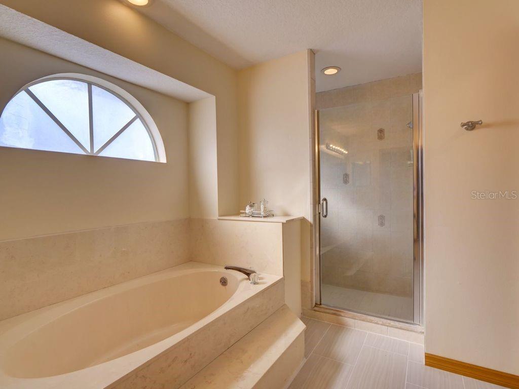 WILLOW RUN - Residential