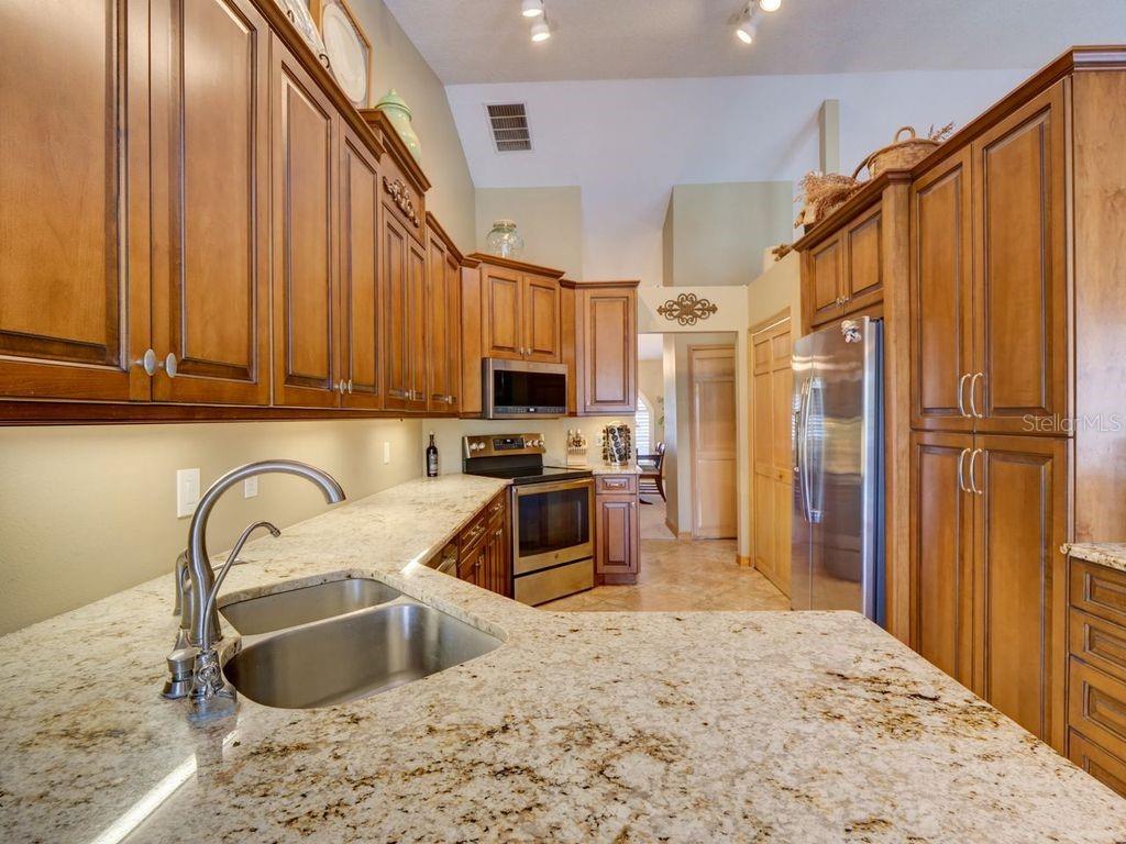 WILLOW RUN - Residential