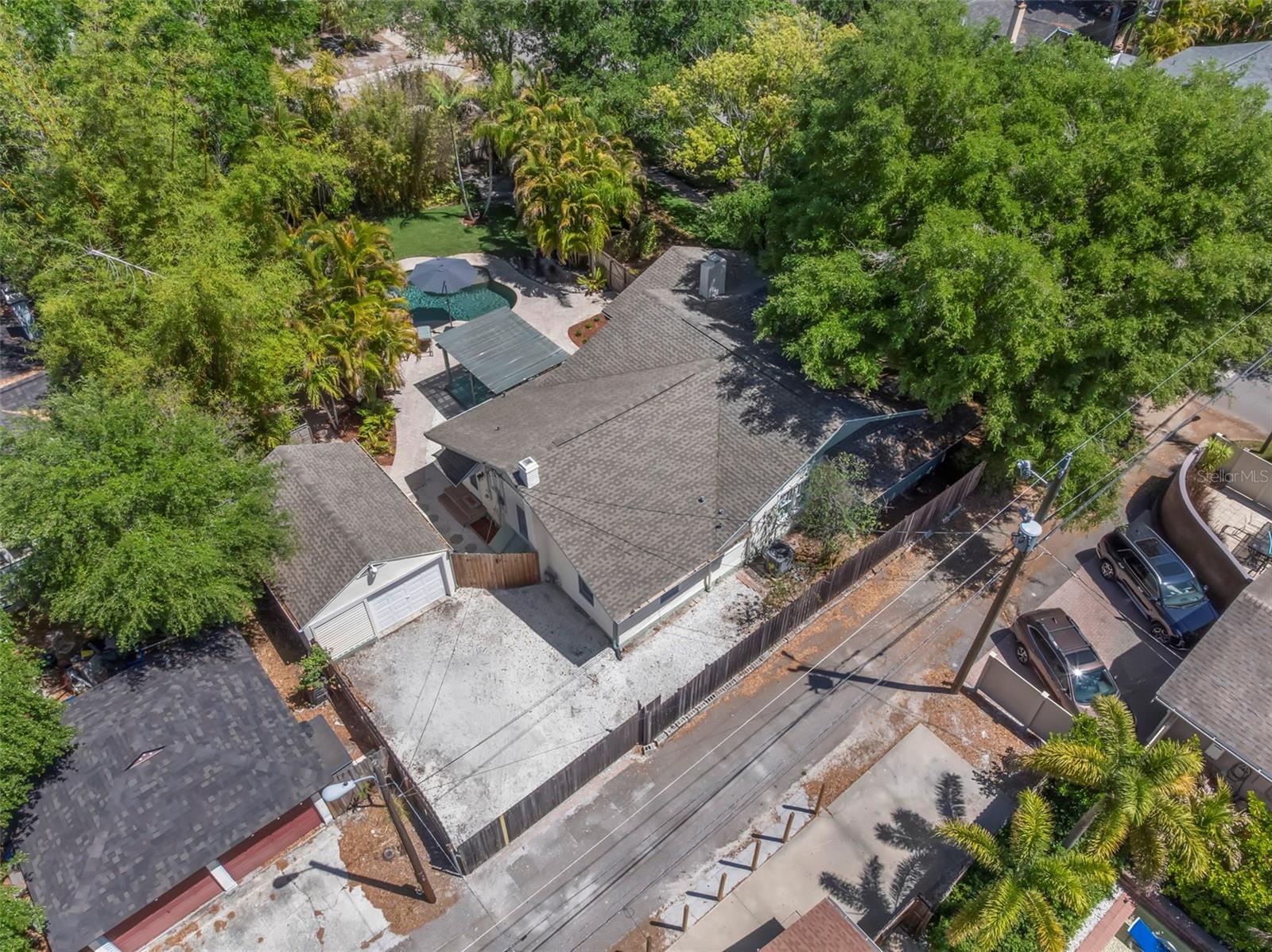 HALLS CENTRAL AVE 1 - Residential