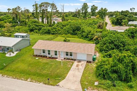 A home in PORT CHARLOTTE