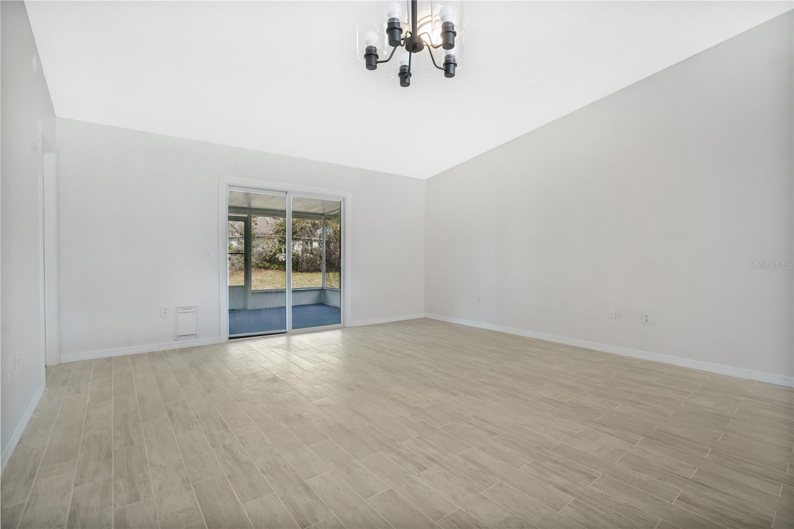 DELTONA LAKES UNIT 66 - Residential Lease