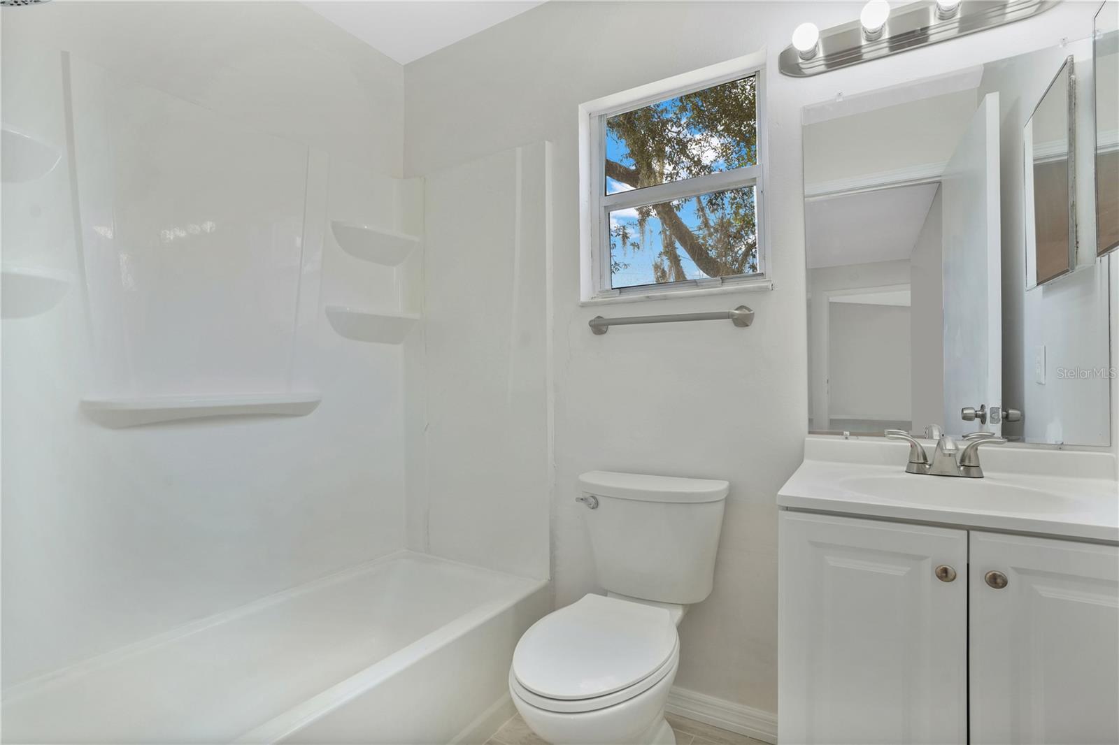 DELTONA LAKES UNIT 66 - Residential Lease