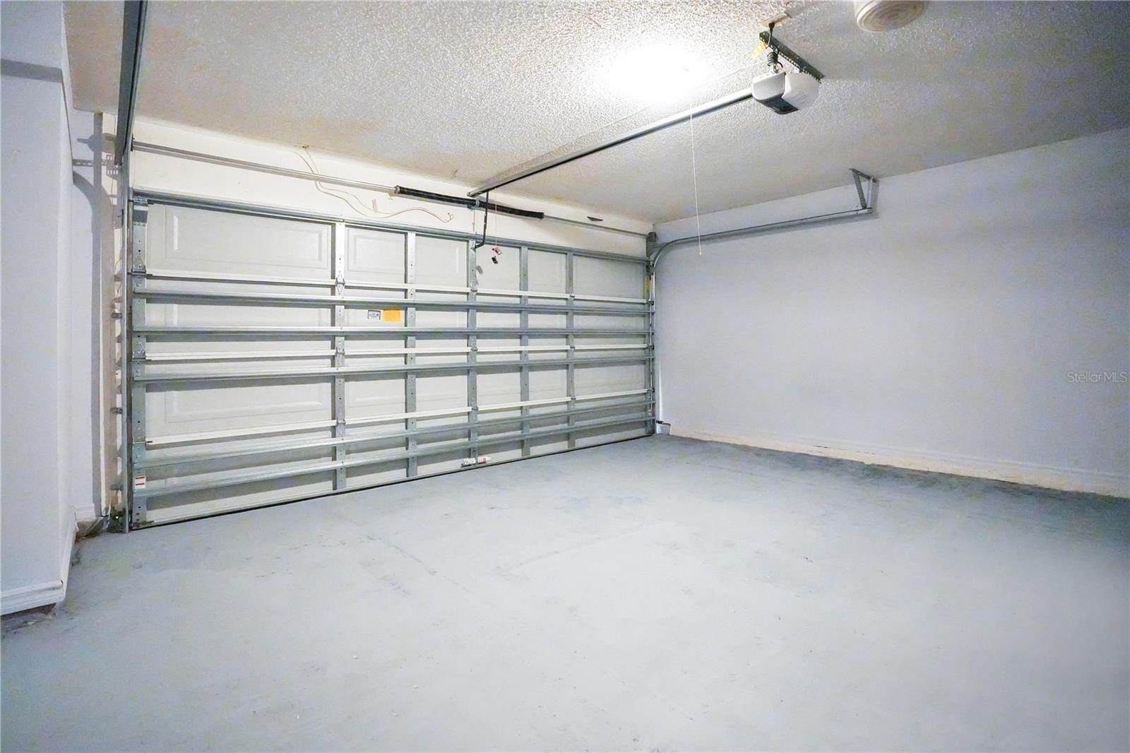 DELTONA LAKES UNIT 66 - Residential Lease