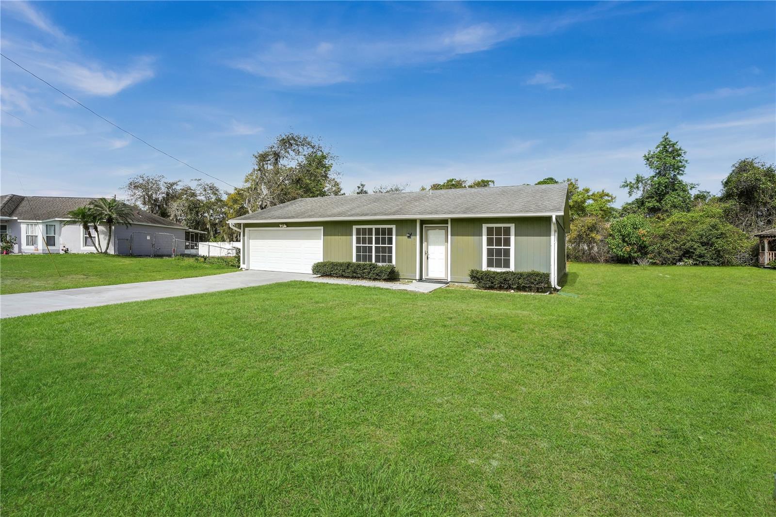 DELTONA LAKES UNIT 66 - Residential Lease